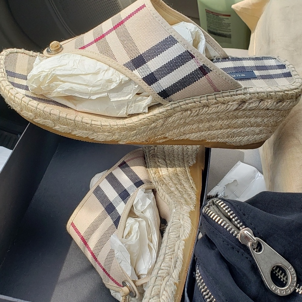 Burberry Wedge